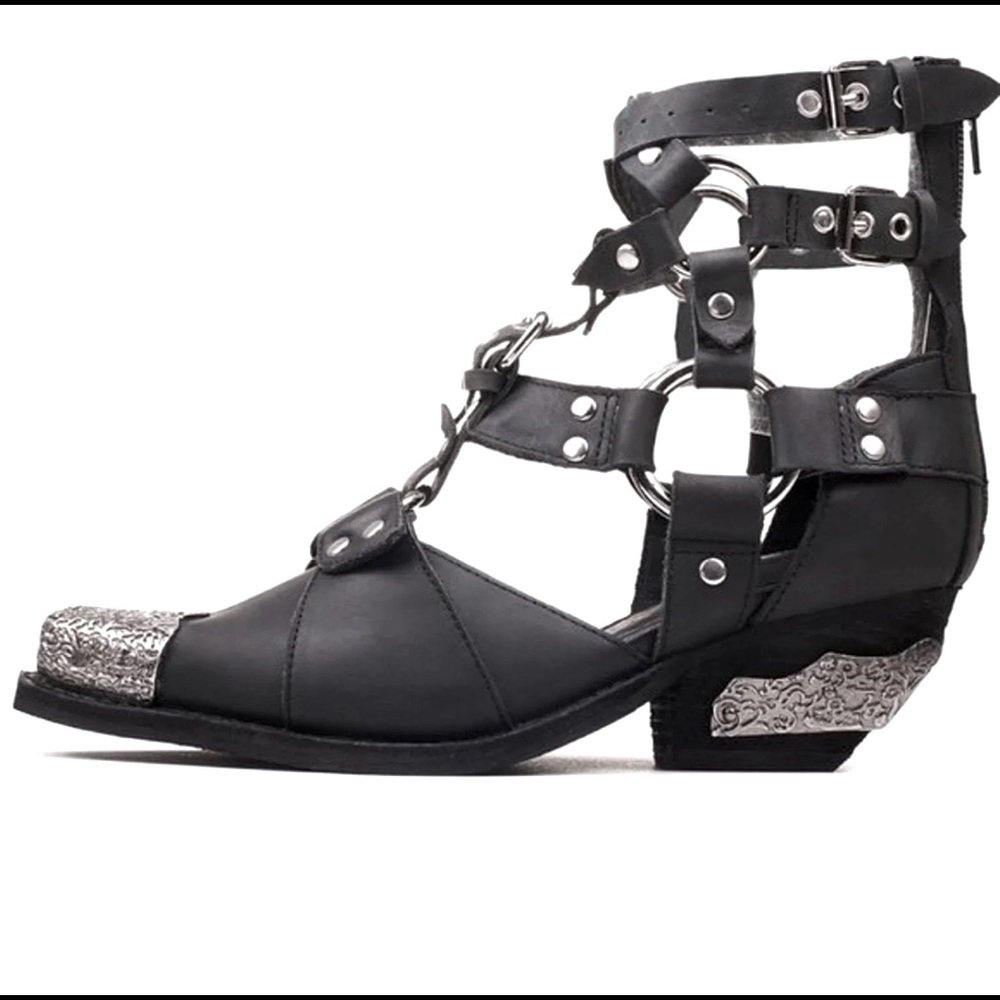 Jeffrey Campbell Temeku